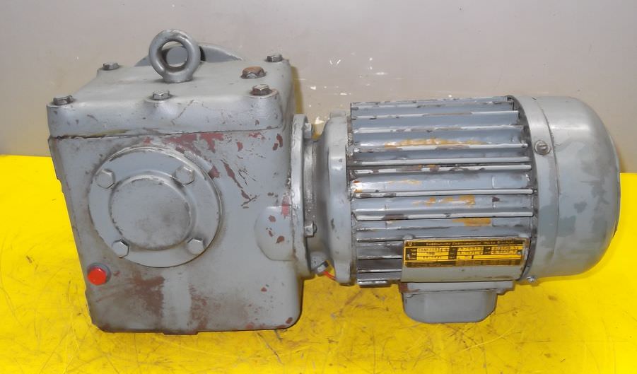 SEW SS6F75D34-84 Getriebemotor 0,37/0,55 kW 15,5/31U/min