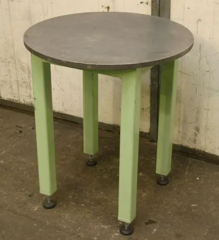 Stahl Abmessungen 700 mm Aufspannplatte – RESALE