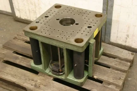 Arburg 490/490/H400 mm Aufspannwürfel – RESALE
