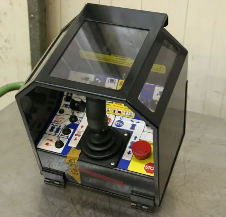 Gsl für Hubarbeitsbühnen Steuerpult – RESALE