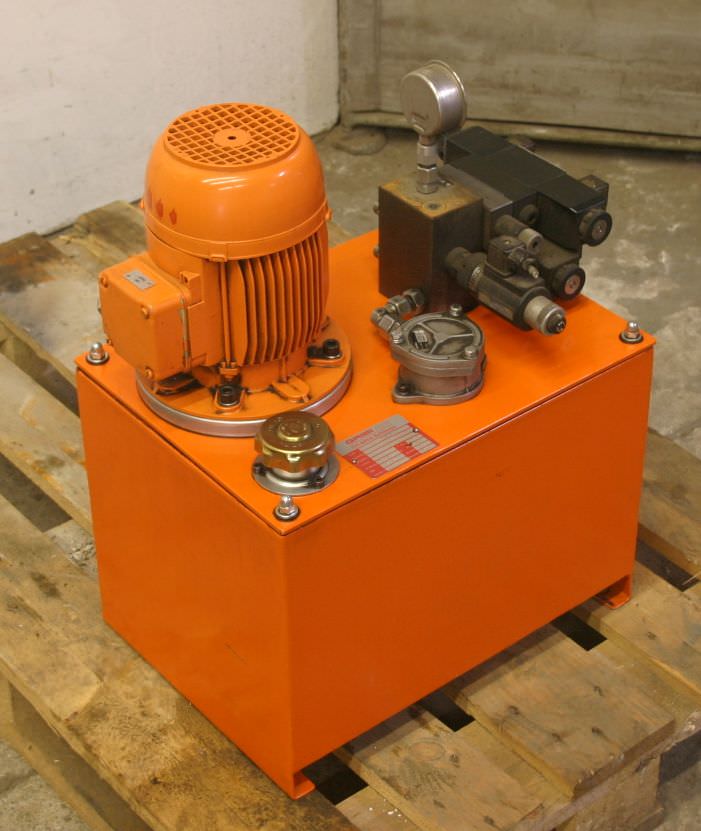 GRIBI 5,5l/min 60 bar Hydraulic aggregate