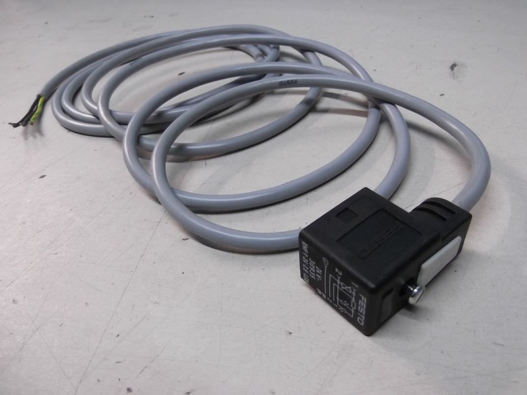 Festo KMF-1-24-2,5-LED Steckdosenleitung