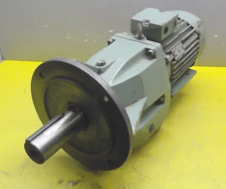 Vem ZG3KMR80G4 Getriebemotor 1,5 kW 50 U/min – RESALE