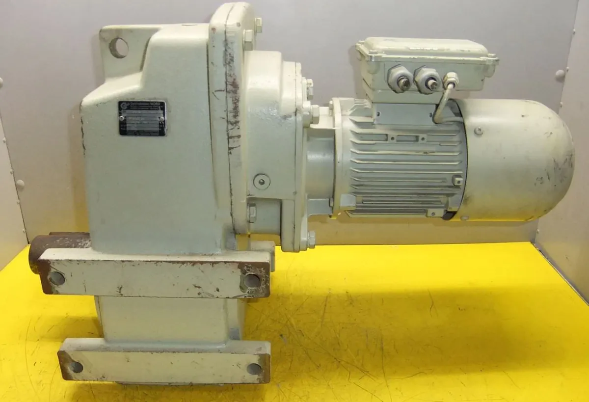 Nord SK80S/4BR68-AB Getriebemotor 0,55 kW 4,3 U/min
