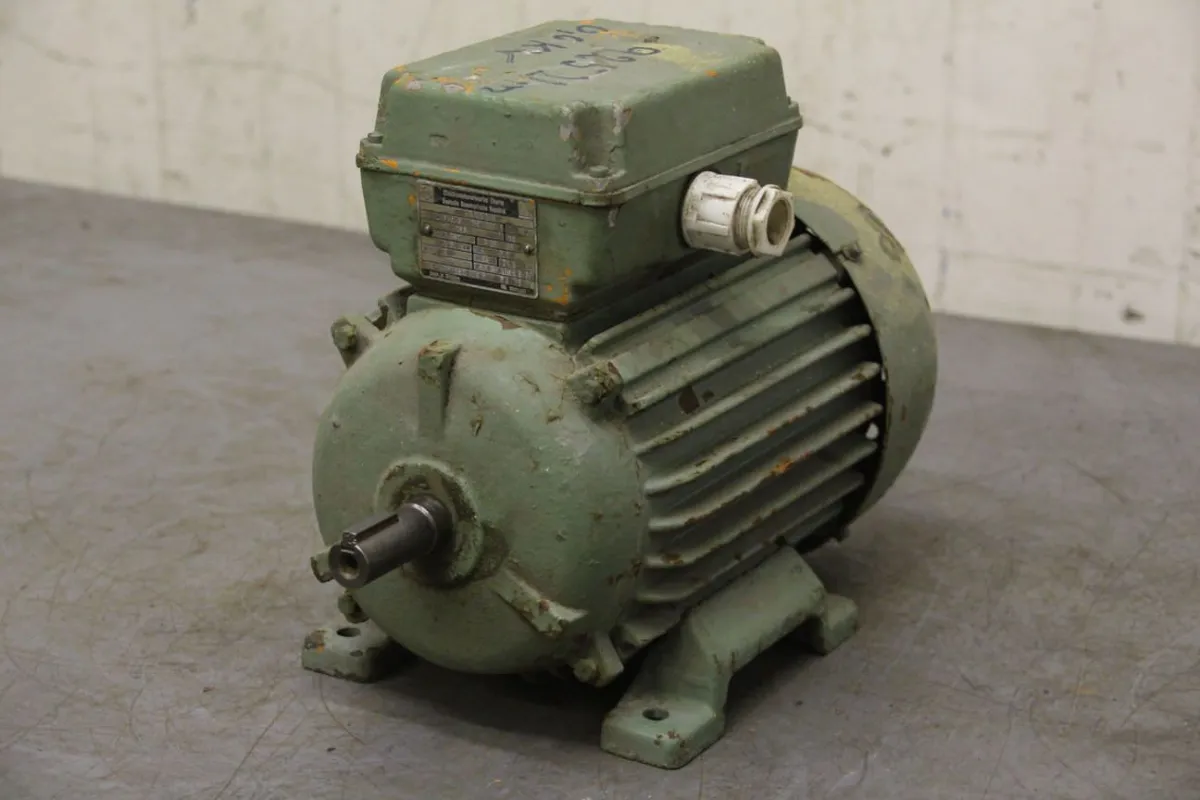 VEM BR90,2/6 Elektromotor 0,6 kW 925 U/min