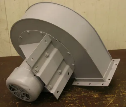 Loher Durchmesser 260 mm Staubabsauggebläse 0,6 kW – RESALE