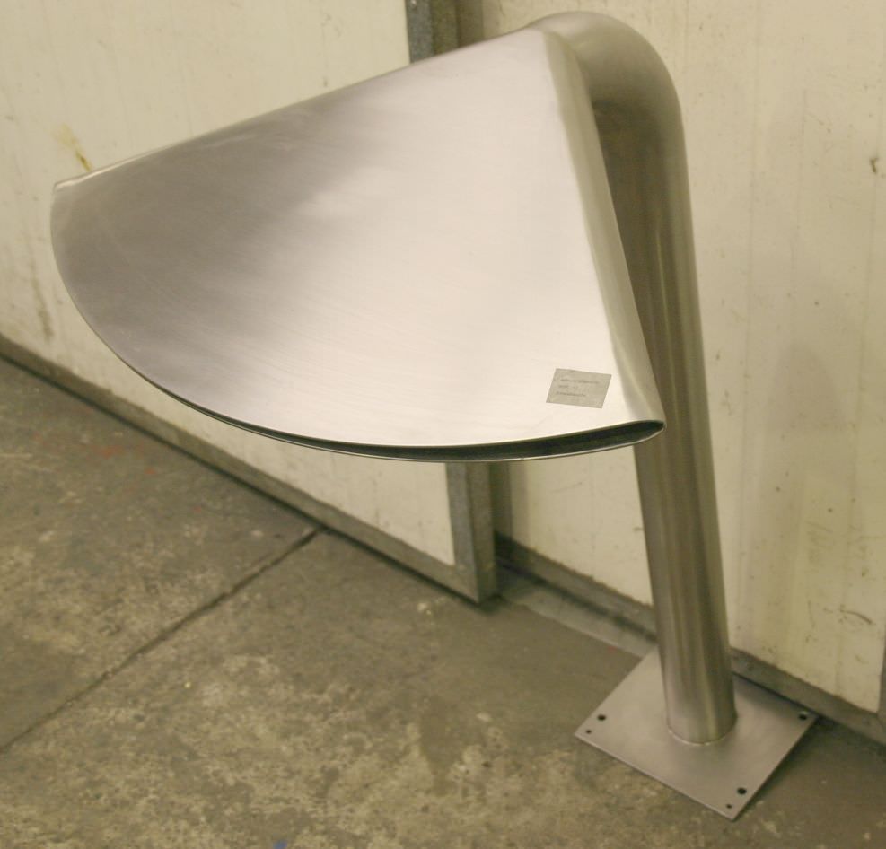 Edelstahl Typ 680 mm breit Schwalldusche