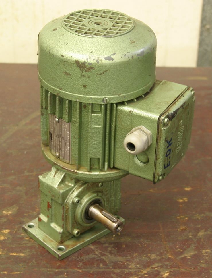 Flender Himmel 31 SEC-G63S/4 Getriebemotor 0,12 kW 50 U/min