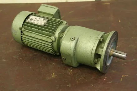 Sew Eurodrive RF40DT80N4 Getriebemotor 0,75 kW 178 U/min – RESALE