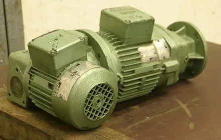 Flender Himmel ZF20-QBOSP/2U Getriebemotor 3 kW 7/320 U/min – RESALE