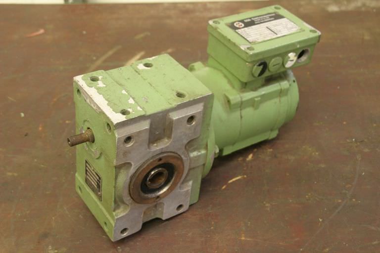 SSB DS-0365.206.32-S-K1-B14 Getriebemotor 0,12 kW 440 U/min