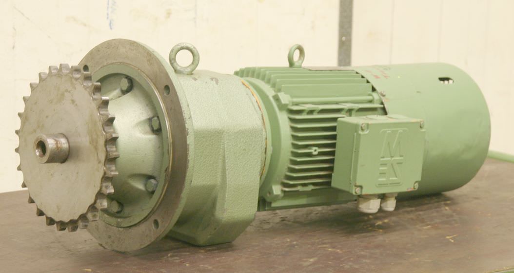 SEW Eurodrive R73 GVN112MBMG/X Getriebemotor 3 kW 109 U/min