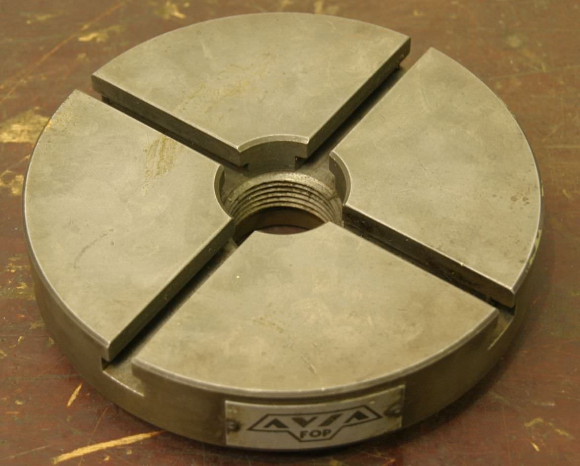 AVIA 195 mm Planscheibe Futter