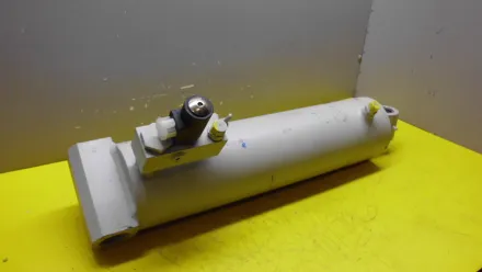 Gsl German Standard Lift D120050AAV10385 Hydraulikzylinder – RESALE