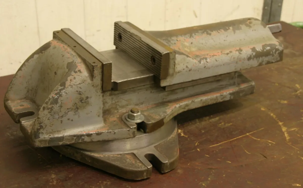 Stahl Spannweite 170 mm Maschinenschraubstock drehbar