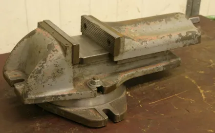 Stahl Spannweite 170 mm Maschinenschraubstock drehbar – RESALE