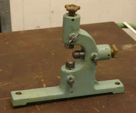 Durchmesser 80 mm Lünette mitfahrend – RESALE