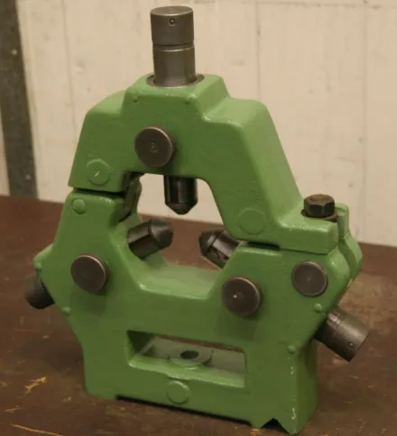 Tos Durchmesser 107 mm Lünette – RESALE