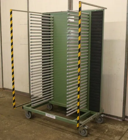 Haneu 1400/960/H2000 mm Hordenwagen – RESALE