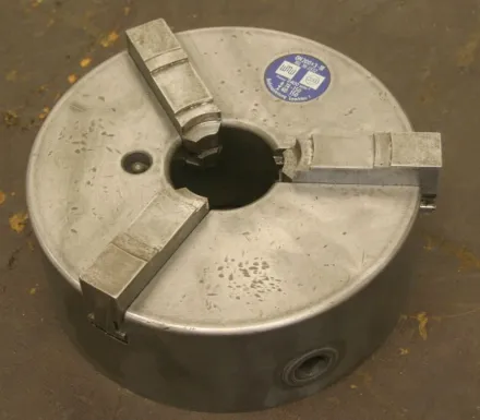 WMW Niles Durchmesser 200 mm Dreibackenfutter – RESALE