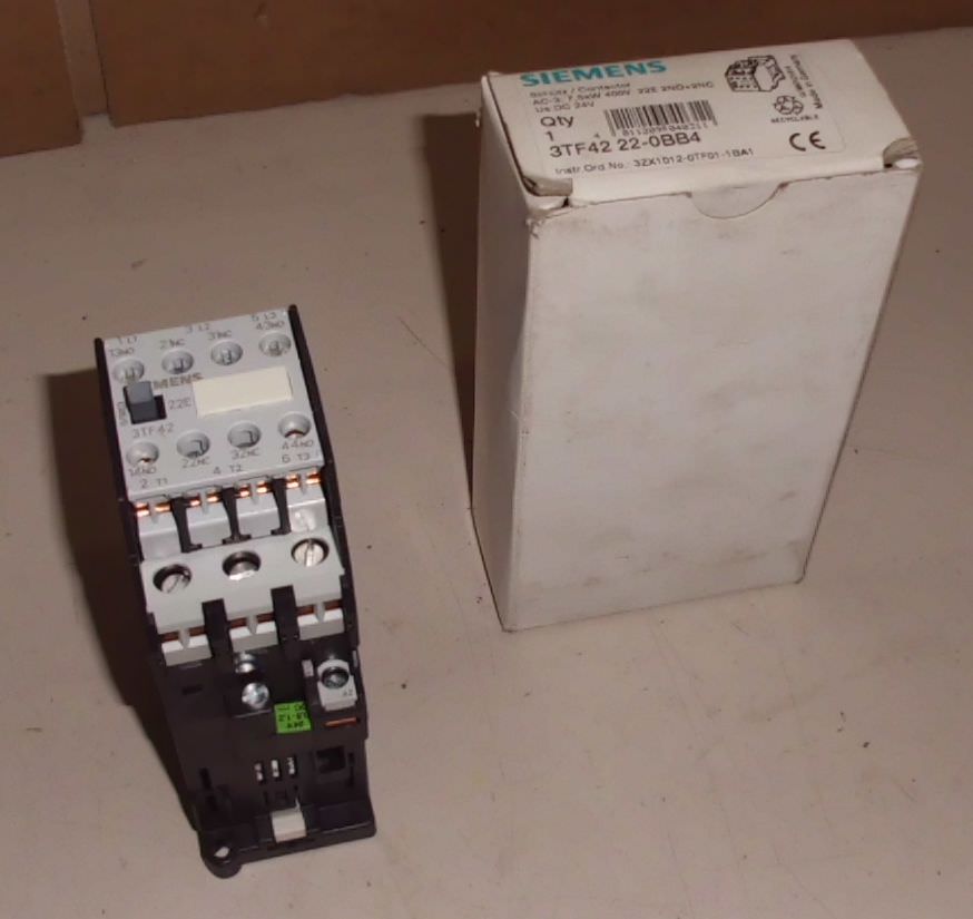 Siemens 3TF42 22-0BB4 Schütz