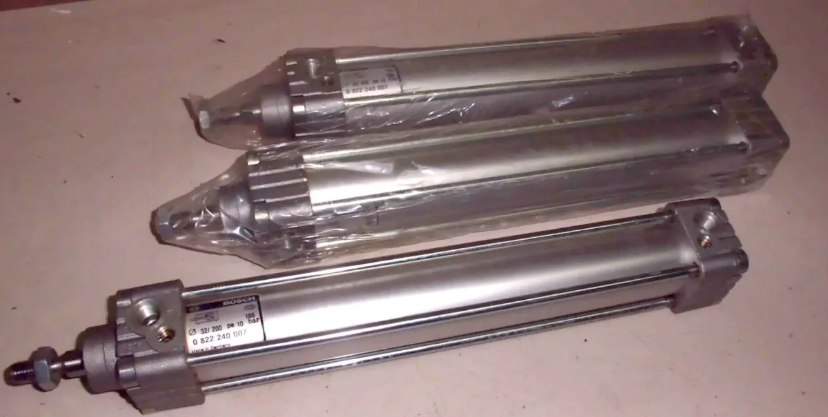 Bosch 0 822 240 007 Pneumatikzylinder