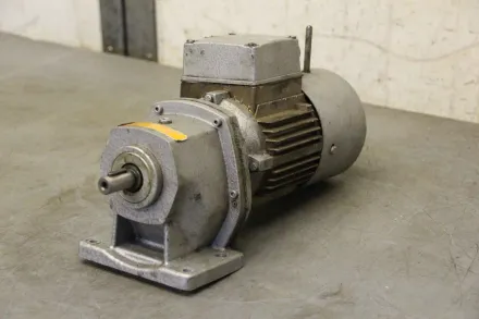 Heynau GX3-56/4-BH Getriebemotor 0,09 kW 33 U/min – RESALE