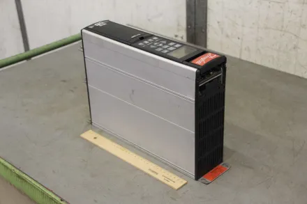 Danfoss VLT 5000  VLT5003 Frequenzumrichter 1,5 kW – RESALE