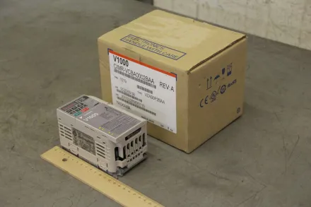 Yaskawa CIMR-VCBA0002BAA  VZAB0P2BAA Servoregler – RESALE