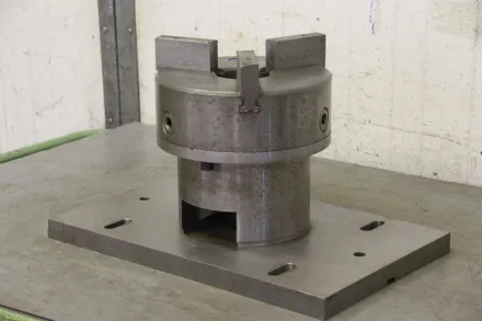 Röhm Ø 250 mm Dreibackenfutter mit Aufspannplatte – RESALE