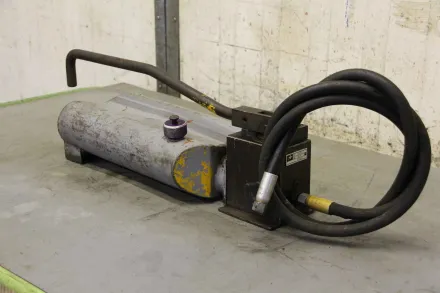 Fh Frieseke & Hoepfner WKP 3 Handhydraulikpumpe  450 bar – RESALE