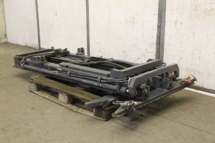 Still 2 to 3,3 m Staplermast – RESALE