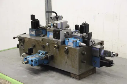 Promecam STPC 250 40 121 Hydraulik Steuerblock – RESALE