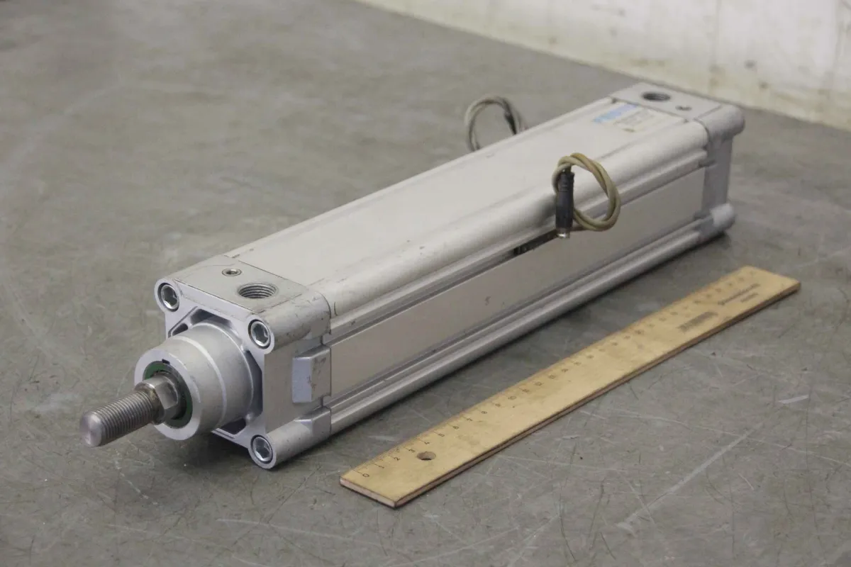 Festo DNC-63-250-PPV-A Pneumatikzylinder