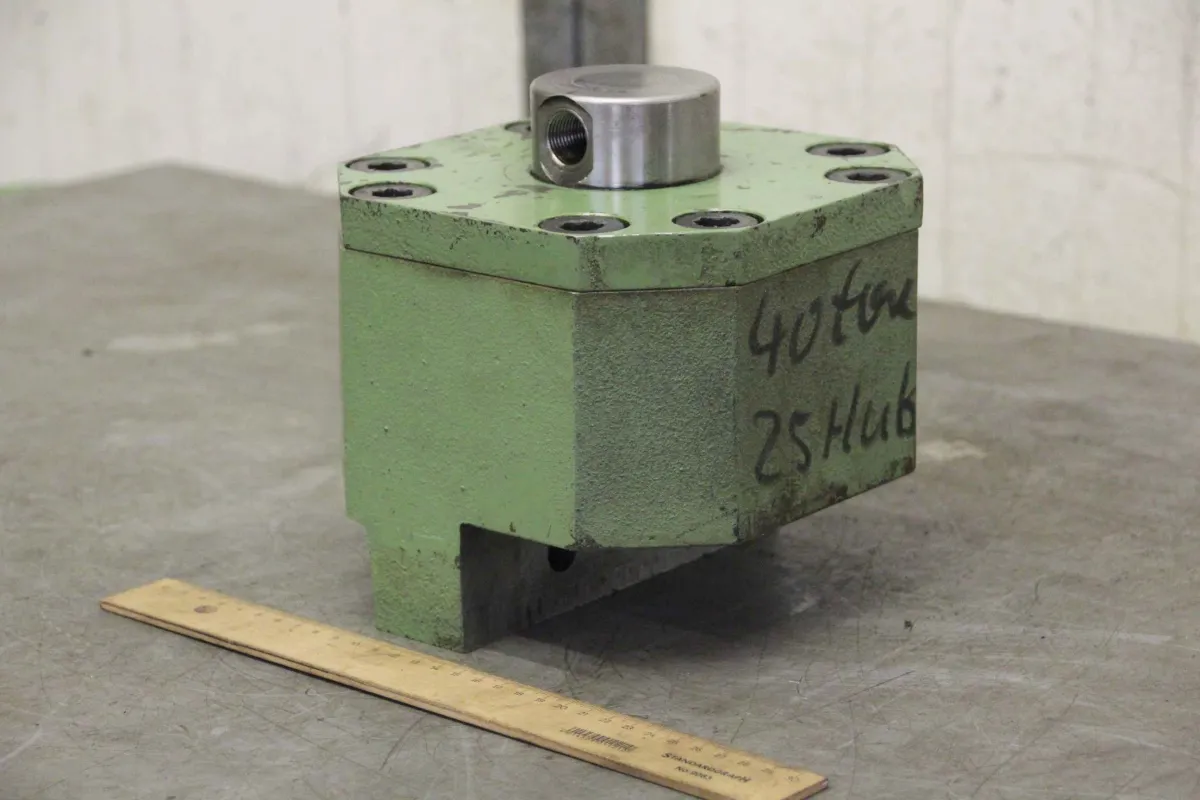 Hub 25 mm Kurzhub-Schwerlastzylinder