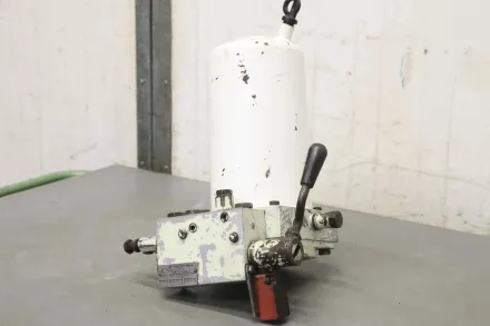 Mw Märkisches Werk 1324 Hydraulikaggregat – RESALE