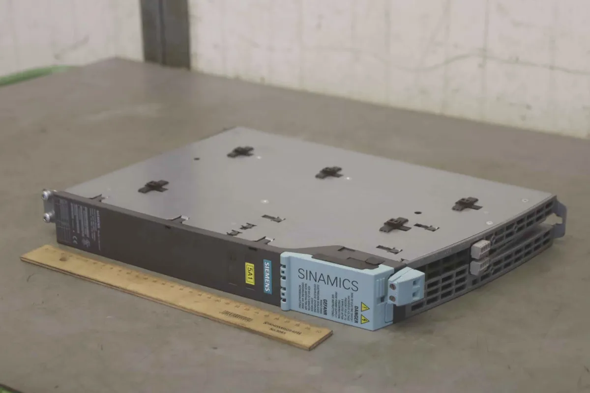 Siemens 6SL3130-6AE21-0AAO Smart Line Module 10 kW