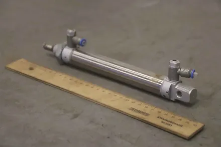 Hub 125 mm Pneumatikzylinder – RESALE