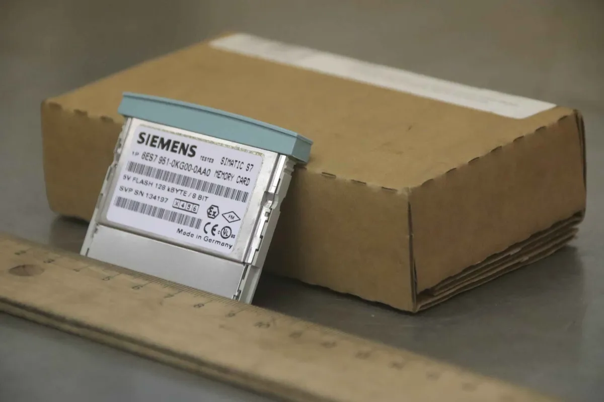 Siemens 6ES7 951-OKGOO-OAAO Memory Card