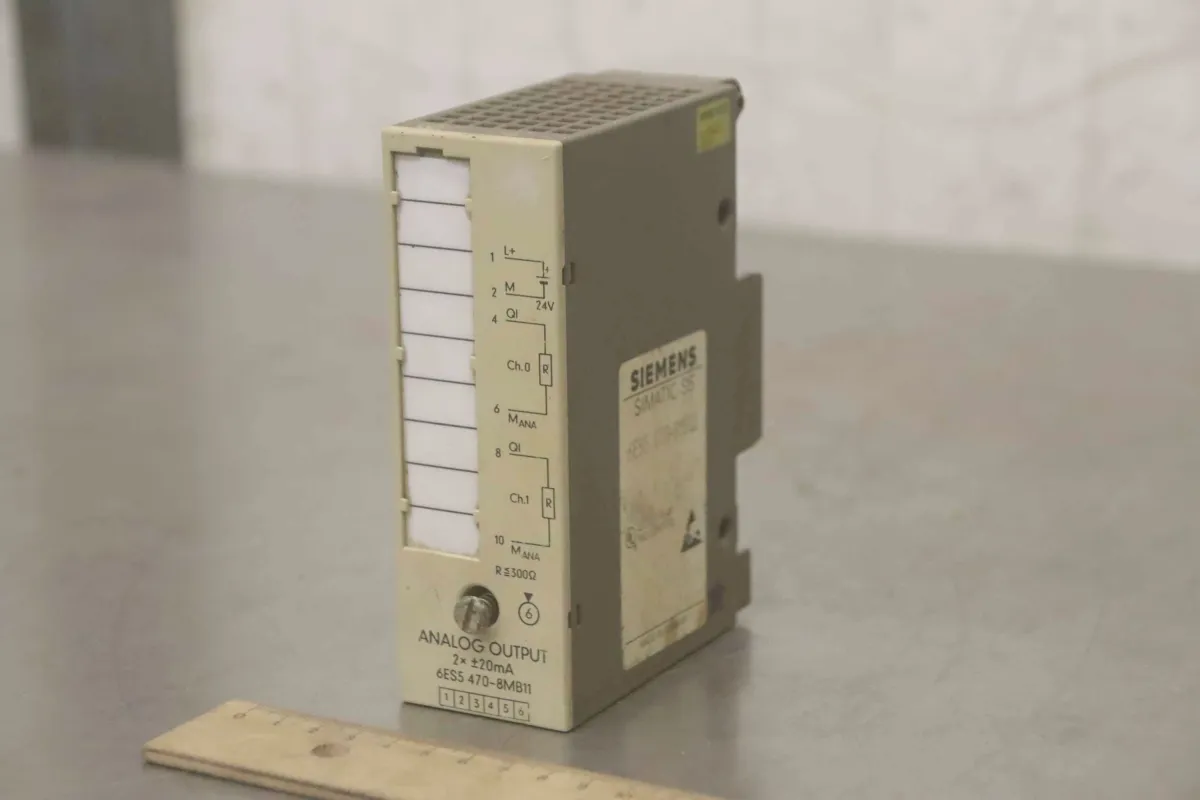 Siemens 6ES5 470-8MB11 Analogausgabe