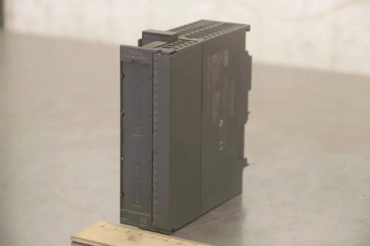 Siemens 6ES7 334-OKEOO-OABO Analogbaugruppe