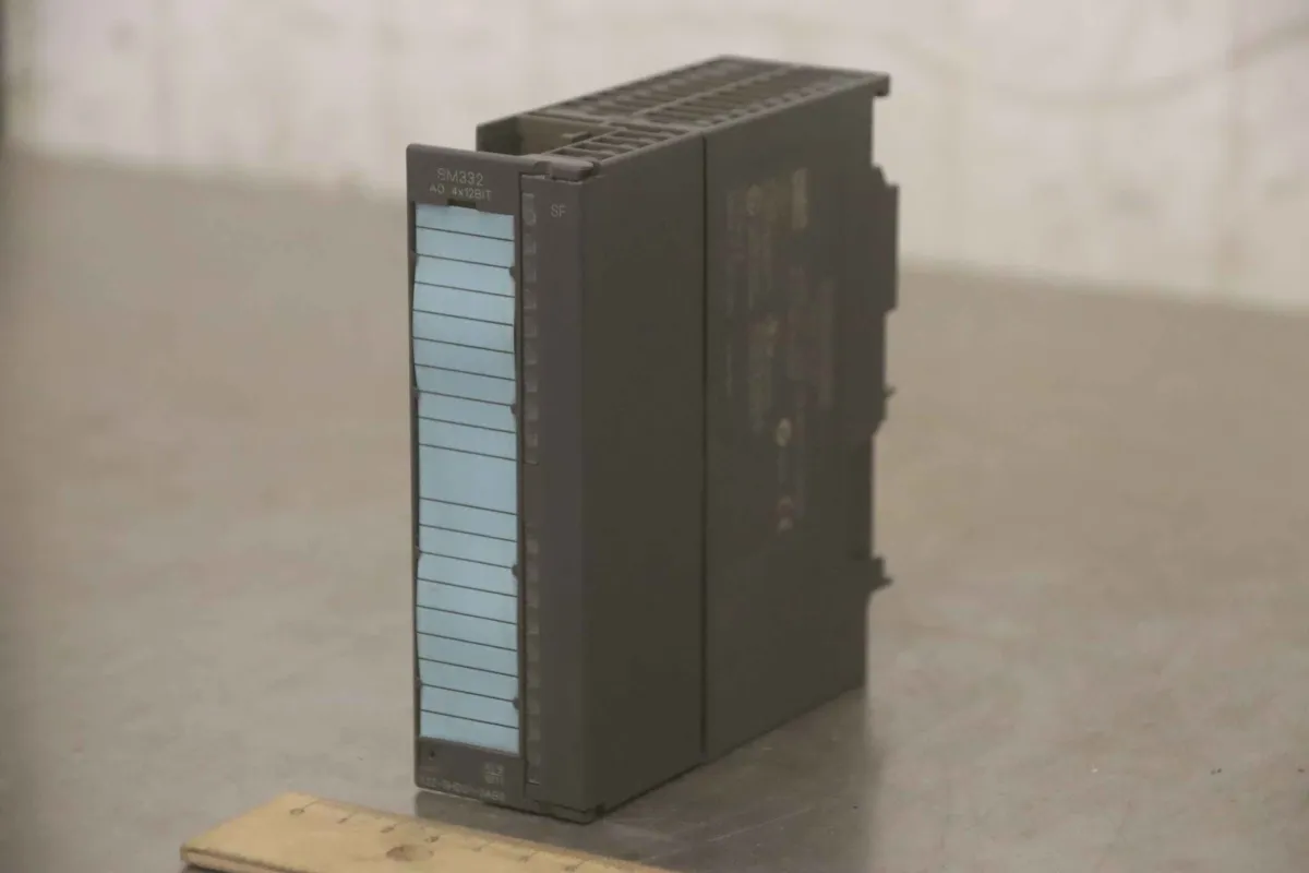 Siemens 6ES7 332-5HD01-OABO Analogausgabe