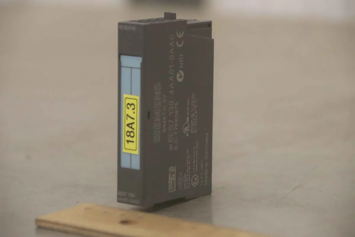 Siemens 6ES7 138-4AAO1-OAAO Elektronikmodul ET 200S