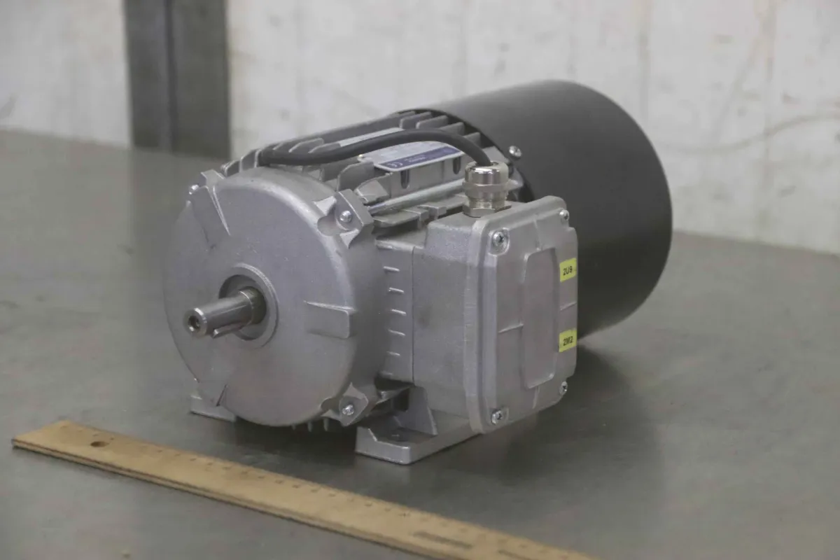 elsto AM-TK71BA2 Elektromotor 0,55 kW 2640 U/min
