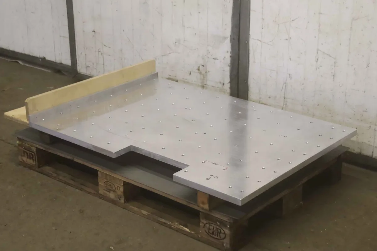 Alu 1290/800/H120 mm Aufspannplatte