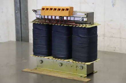 Block B 9403139 Transformator 7500 VA – RESALE