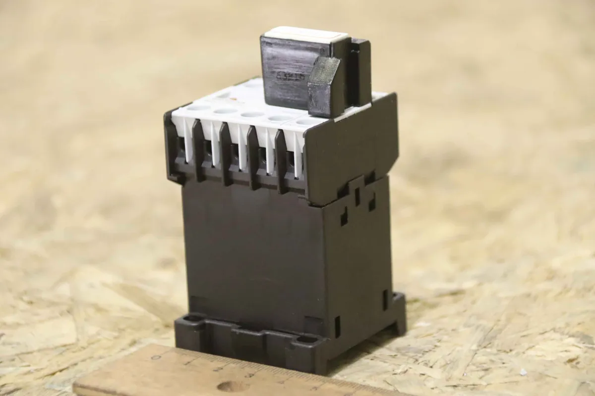 Siemens 3TH2040-OBB4 Hifsschütz