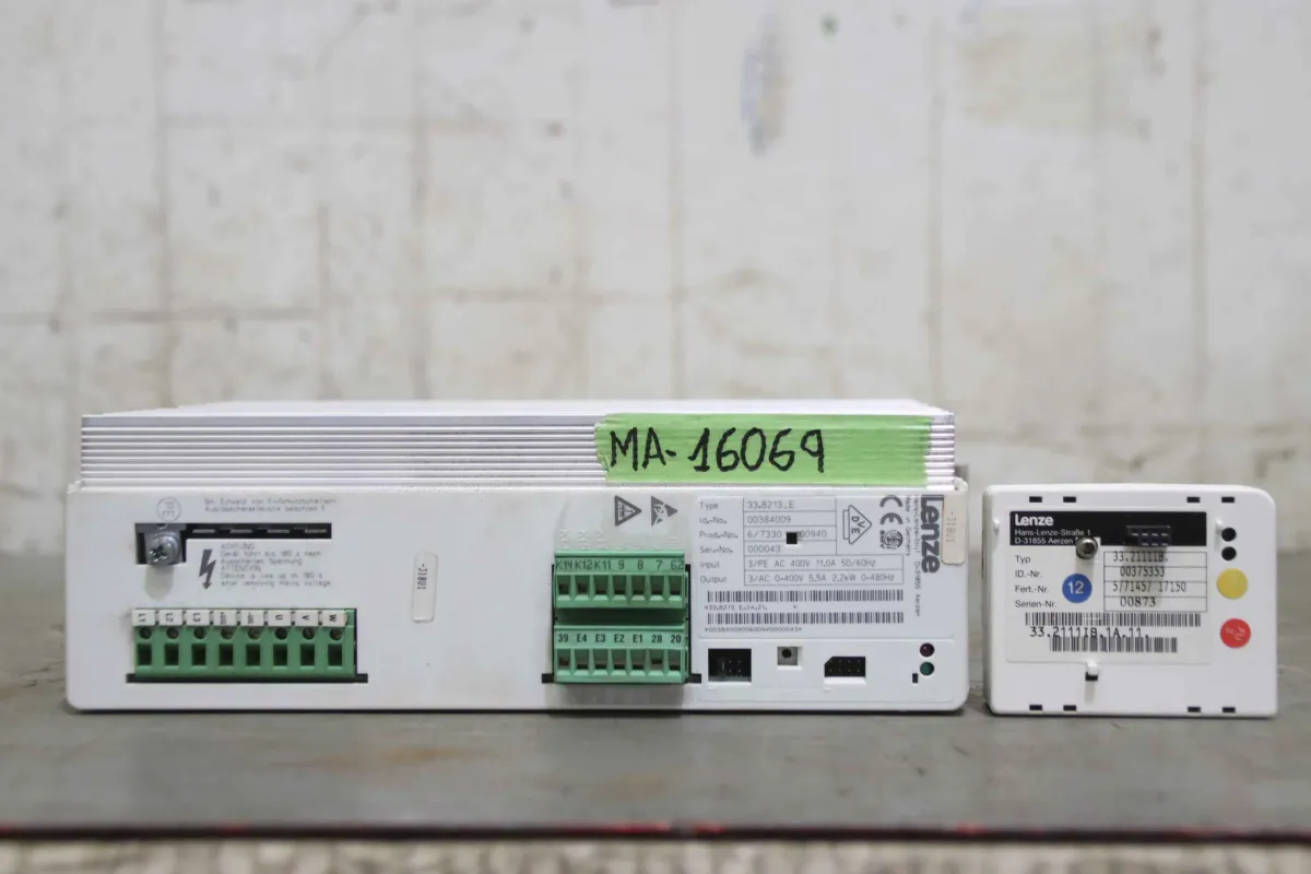 Lenze 33-8213-E Frequenzumrichter 2,2 kW mit Interbus S