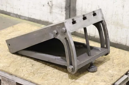 Elliott 640/400/H360 mm Aufspannwinkel verstellbar – RESALE