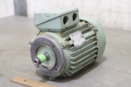 Vem KMR 71 G 4-2 Elektromotor 0,55/0,7 kW 1400/2840 U/min – RESALE